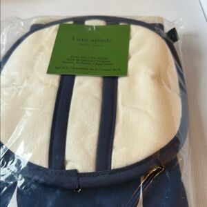 kate spade Cream and Navy Oven Mitt and Pot Holder Set